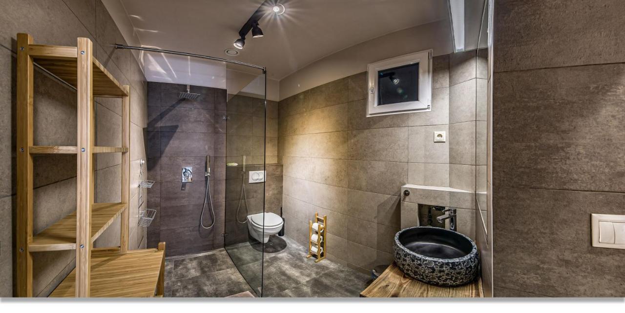 Downtown Boutique Suite Boedapest Buitenkant foto