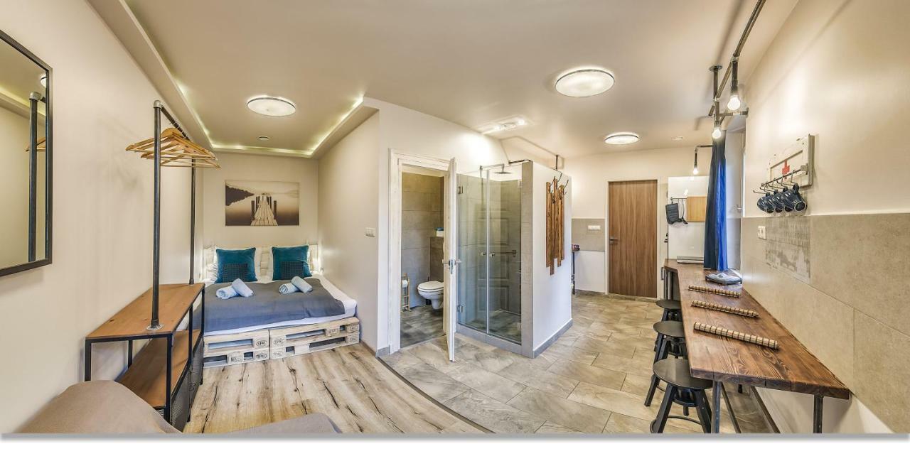 Downtown Boutique Suite Boedapest Buitenkant foto